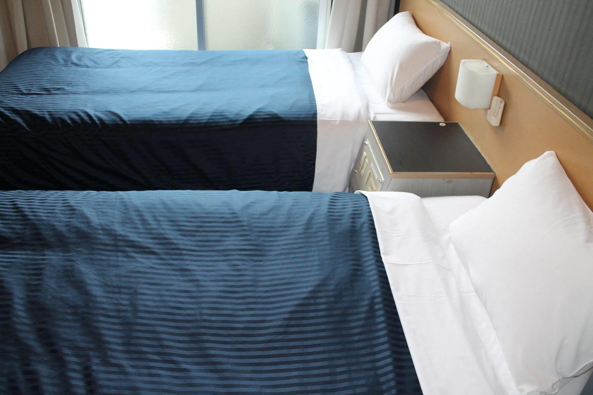 Hotel Livemax Osaka Namba Esterno foto